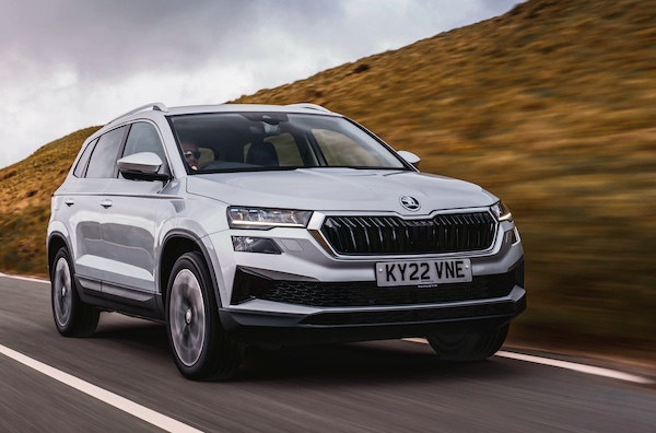 Skoda Karoq, Renault Captur impress in...