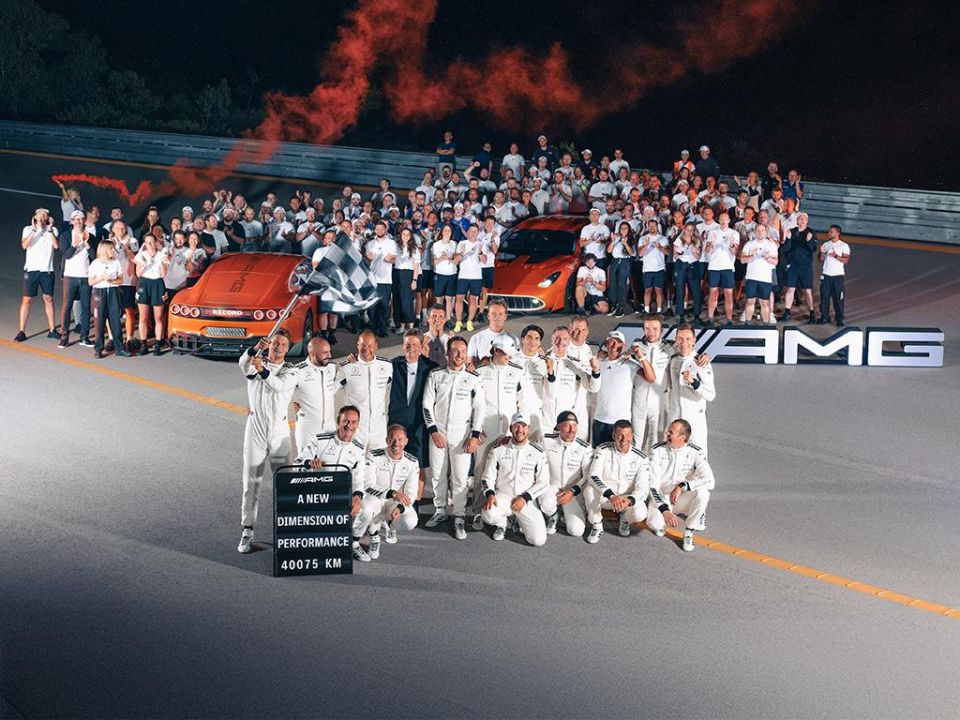 Mercedes-Benz shatters EV distance world record
