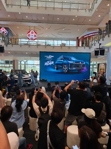 In case you guys have forgotten due to the many, many launches and previews the past couple of weeks, the almost all-new Proton X50 is open for booking