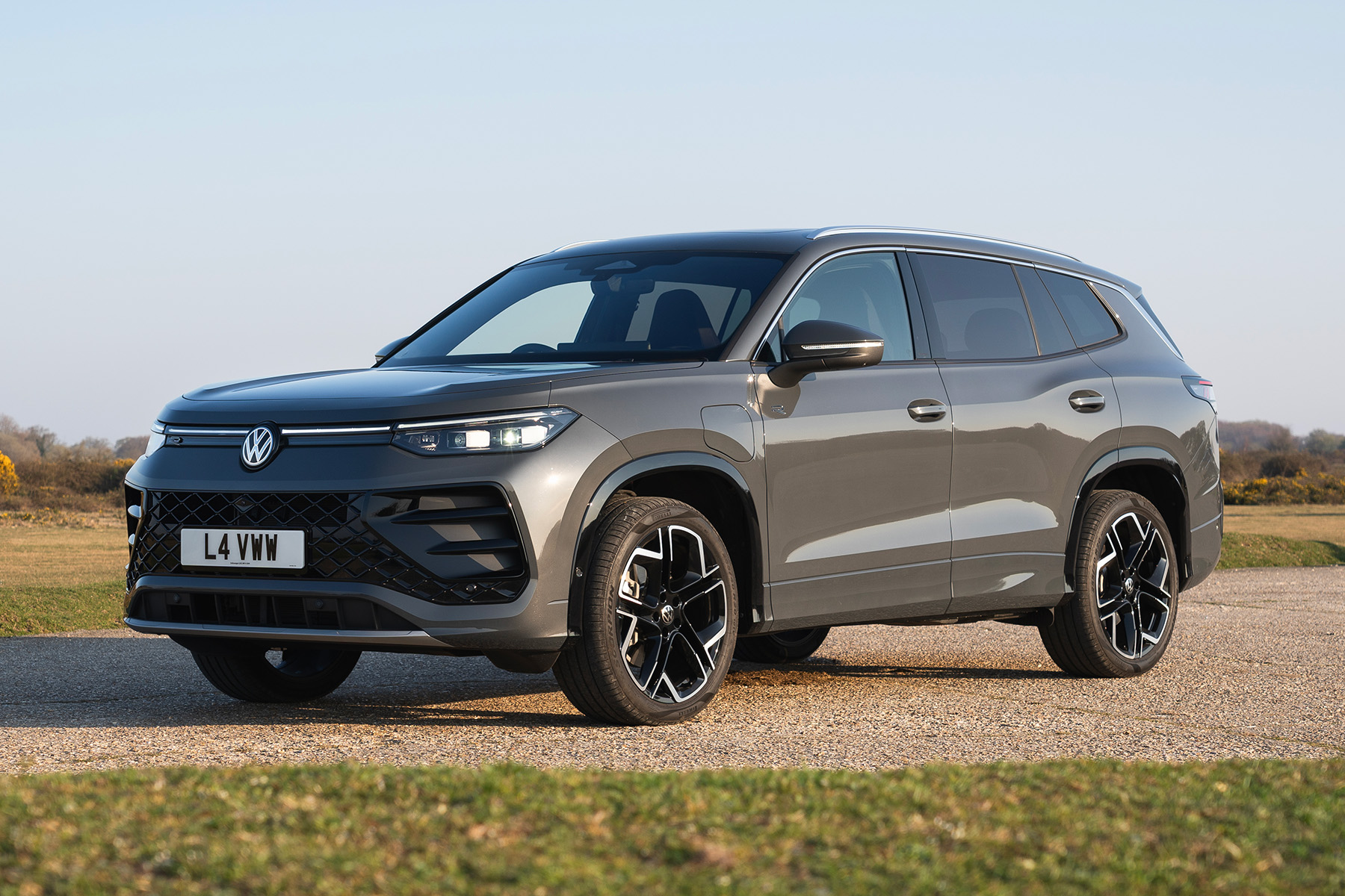 Volkswagen Tayron review 2025 | The Car Expert